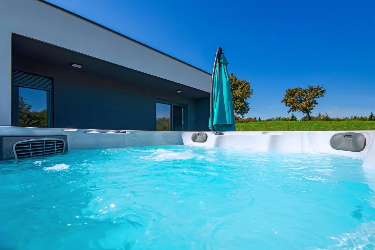 K Relax Place, Varazdinske Toplice, Modern Home With Sauna, Jacuzzi, Wifi エクステリア 写真