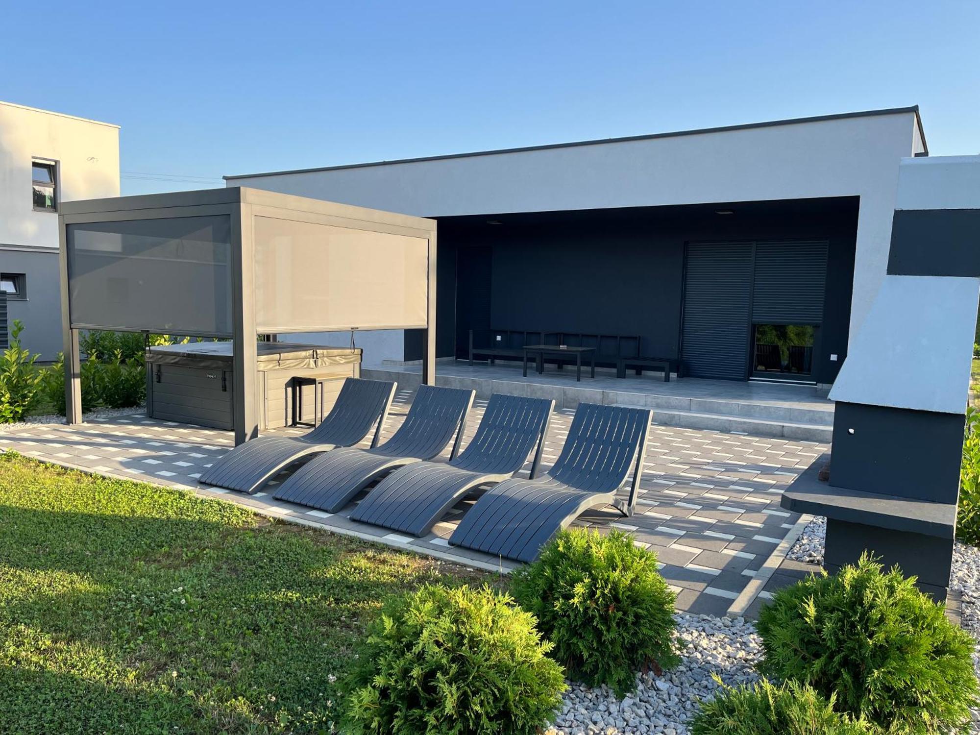 K Relax Place, Varazdinske Toplice, Modern Home With Sauna, Jacuzzi, Wifi エクステリア 写真