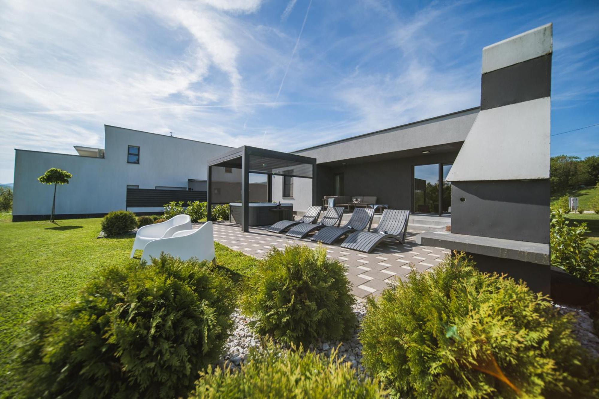 K Relax Place, Varazdinske Toplice, Modern Home With Sauna, Jacuzzi, Wifi エクステリア 写真