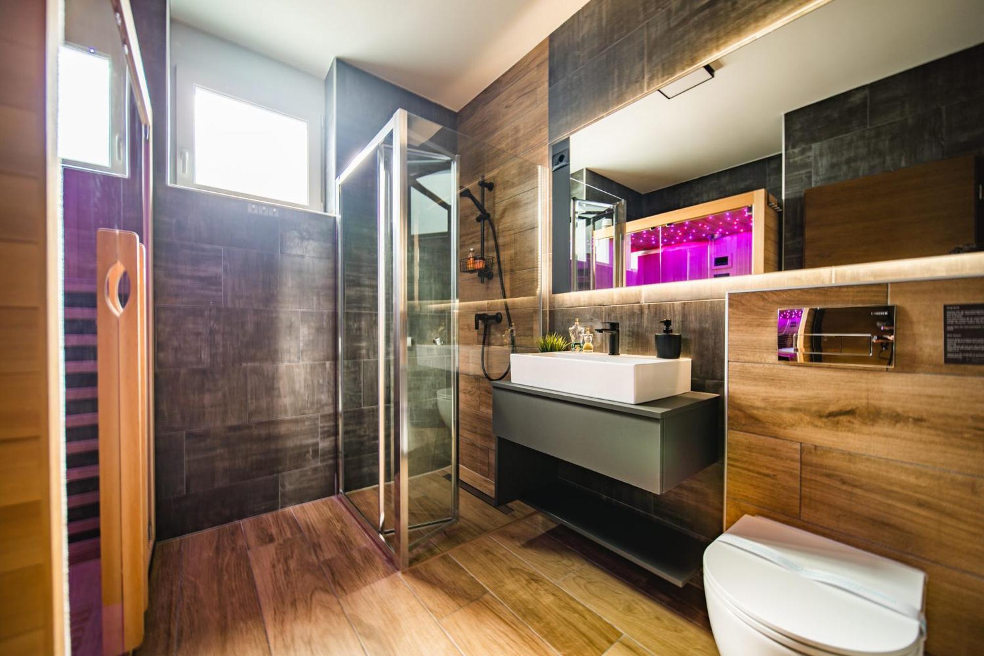 K Relax Place, Varazdinske Toplice, Modern Home With Sauna, Jacuzzi, Wifi エクステリア 写真